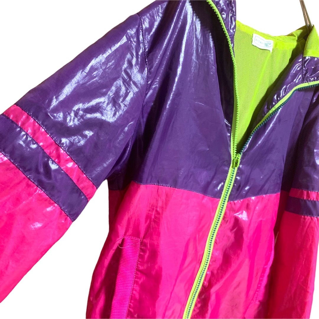 BROWNY(ブラウニー)の古着　ブルゾン　ジャンパー　バイカラー　登山　レディース　カジュアル レディースのジャケット/アウター(ブルゾン)の商品写真