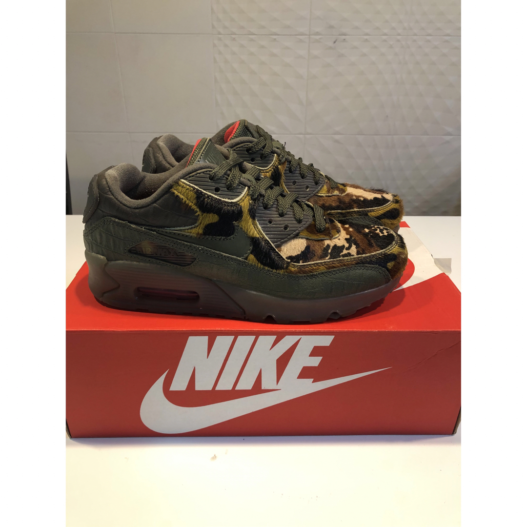 NIKE(ナイキ)の《美品24.0cm》NIKE AIR MAX90 CROC CAMO レディースの靴/シューズ(スニーカー)の商品写真