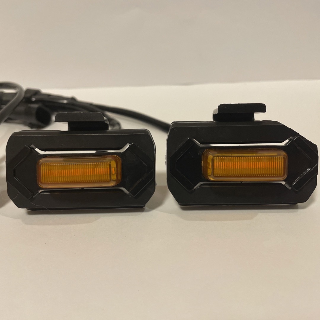 グリルマーカー 6連LED 汎用ブラケット付オレンジレンズ新品 アンバーイエロー
