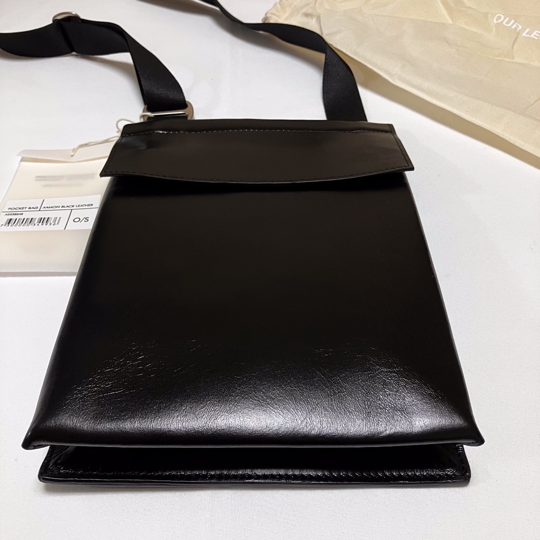 Maison Martin Margiela(マルタンマルジェラ)の新品 22aw OUR LEGACY ポケット ショルダー バッグ 5488 メンズのバッグ(ショルダーバッグ)の商品写真