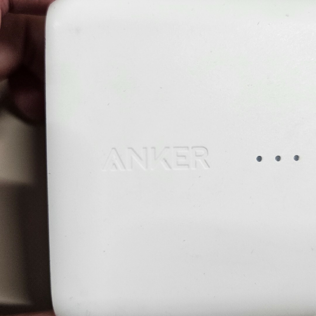 Anker(アンカー)のANKER モバイルバッテリー スマホ/家電/カメラのスマートフォン/携帯電話(バッテリー/充電器)の商品写真