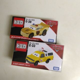 トミカ　カーズ　ミニカー‼️マックィーン\u0026マックセット(オープンニングタイプ)‼️