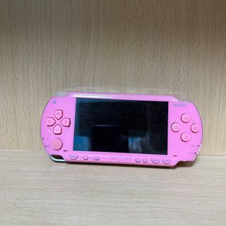 プレイステーションポータブル(PlayStation Portable)のPSP(携帯用ゲーム機本体)