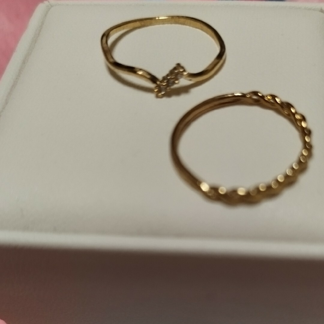 GOLD★細いデザインリング2本セット★ レディースのアクセサリー(リング(指輪))の商品写真