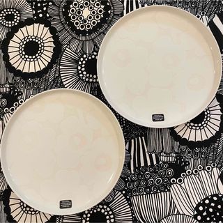 マリメッコ(marimekko)のmarimekko マリメッコ　新作UNIKKOプレート　25cm(食器)