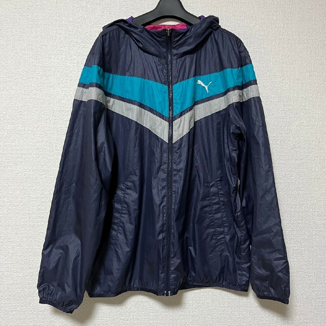 PUMA(プーマ)のリバーシブル　ネイビー　パーカー　アウター　スポーツウェア メンズのジャケット/アウター(その他)の商品写真