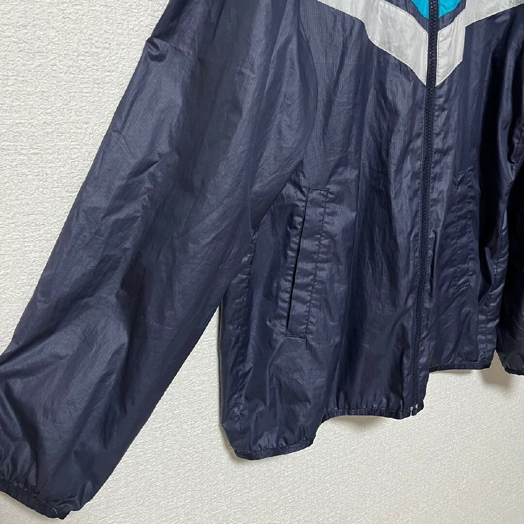 PUMA(プーマ)のリバーシブル　ネイビー　パーカー　アウター　スポーツウェア メンズのジャケット/アウター(その他)の商品写真