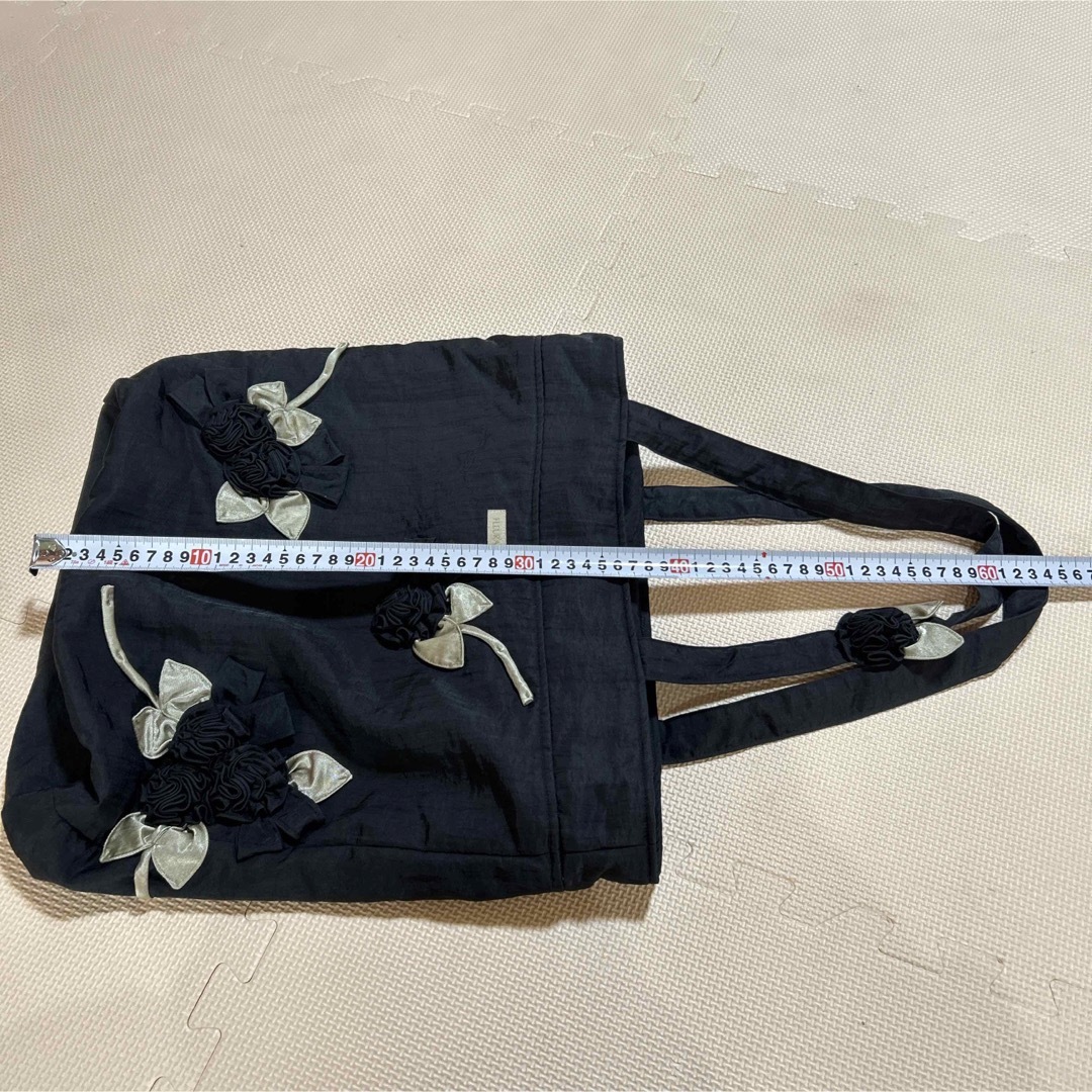 FLEURAISON バック　黒色 レディースのバッグ(トートバッグ)の商品写真