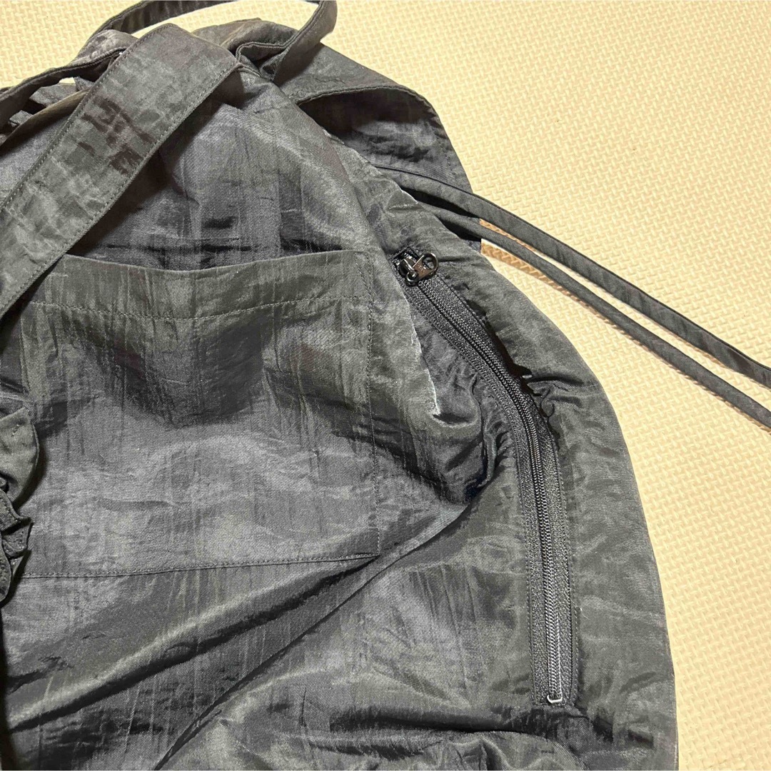 FLEURAISON 可愛いリュックサック　黒色 レディースのバッグ(リュック/バックパック)の商品写真