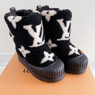 LOUIS VUITTON - ルイヴィトン モノグラム ライン ロゴ ショートブーツ