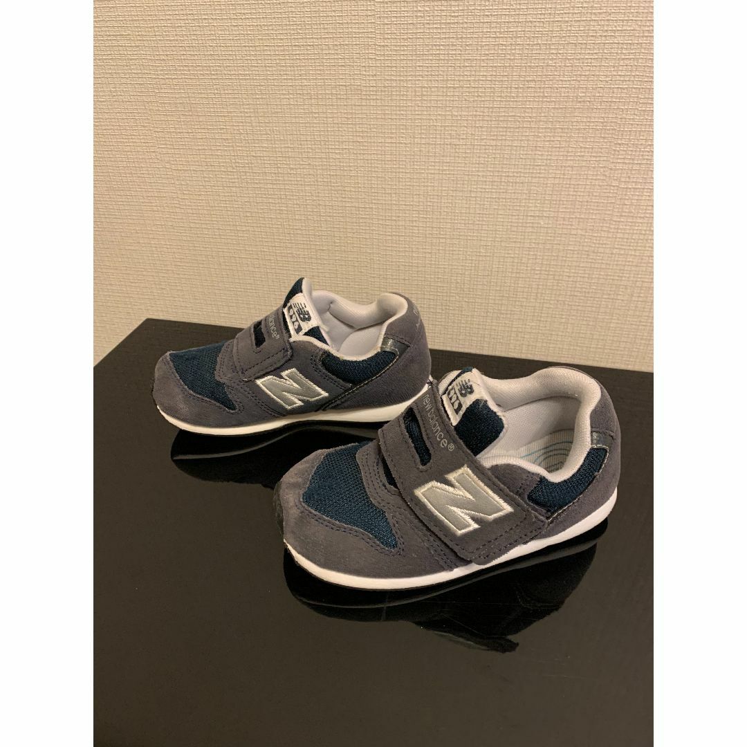 996（New Balance）(キュウキュウロク)の【最終値下】New balance 996 キッズシューズ 16.5cm キッズ/ベビー/マタニティのキッズ靴/シューズ(15cm~)(スニーカー)の商品写真