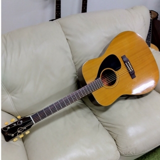 ヤマハ(ヤマハ)のヤマハギター FG140 赤ラベル(ギターアンプ)
