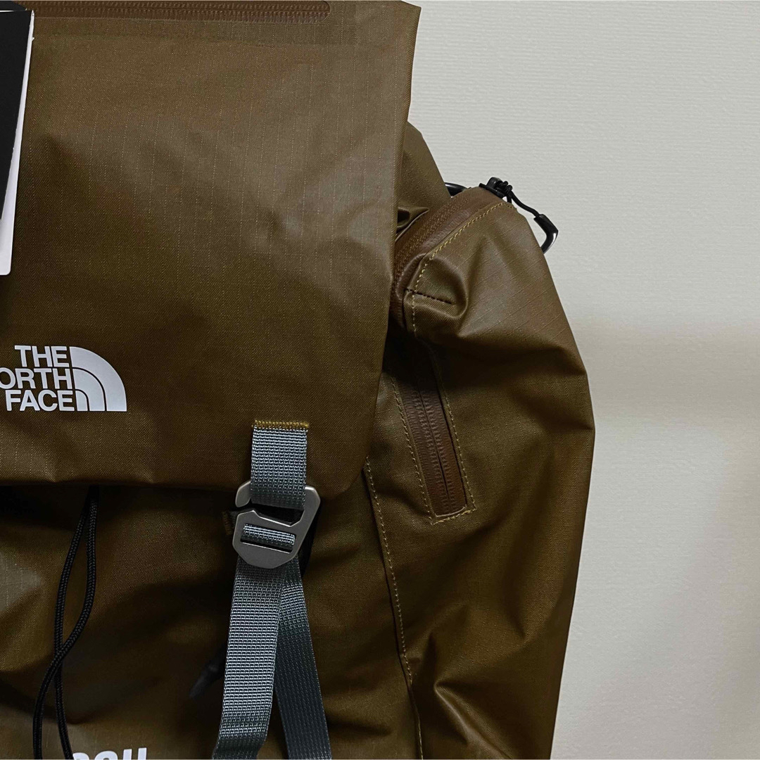 THE NORTH FACE(ザノースフェイス)のノースフェイス × アンダーカバー【SOUKUU BACKPACK】ブラウン メンズのバッグ(バッグパック/リュック)の商品写真