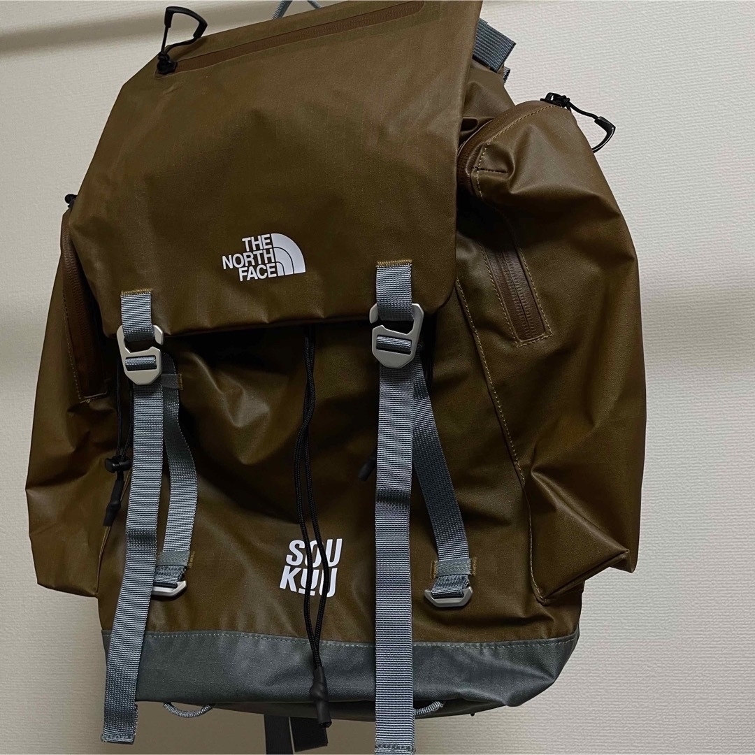 THE NORTH FACE(ザノースフェイス)のノースフェイス × アンダーカバー【SOUKUU BACKPACK】ブラウン メンズのバッグ(バッグパック/リュック)の商品写真