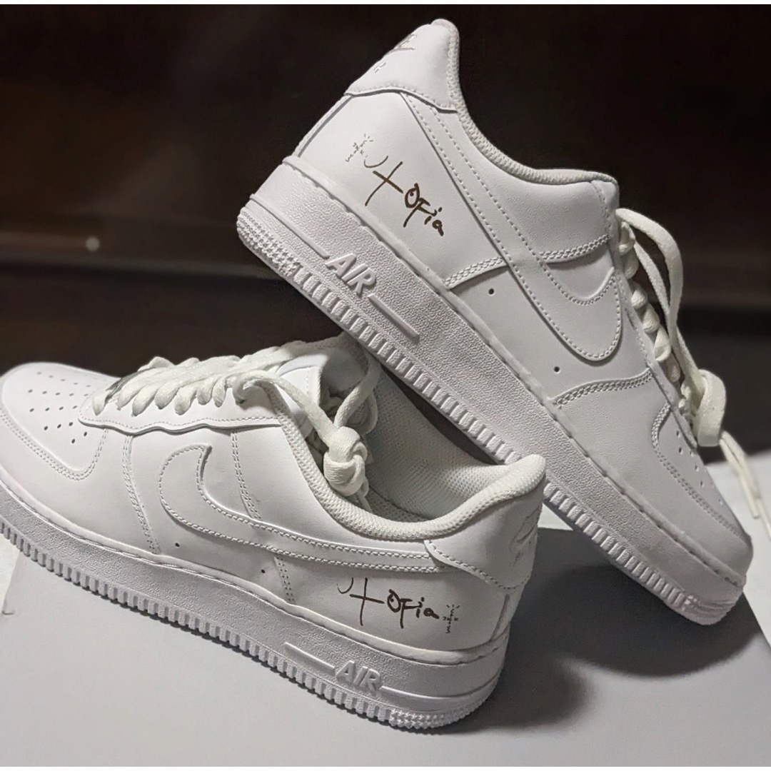 WMNS US8.0 TRAVIS SCOTT NIKE AIR FORCE 1 靴/シューズ WMNS US8.0 TRAVIS SCOTT NIKE AIR FORCE 1 靴/シューズ