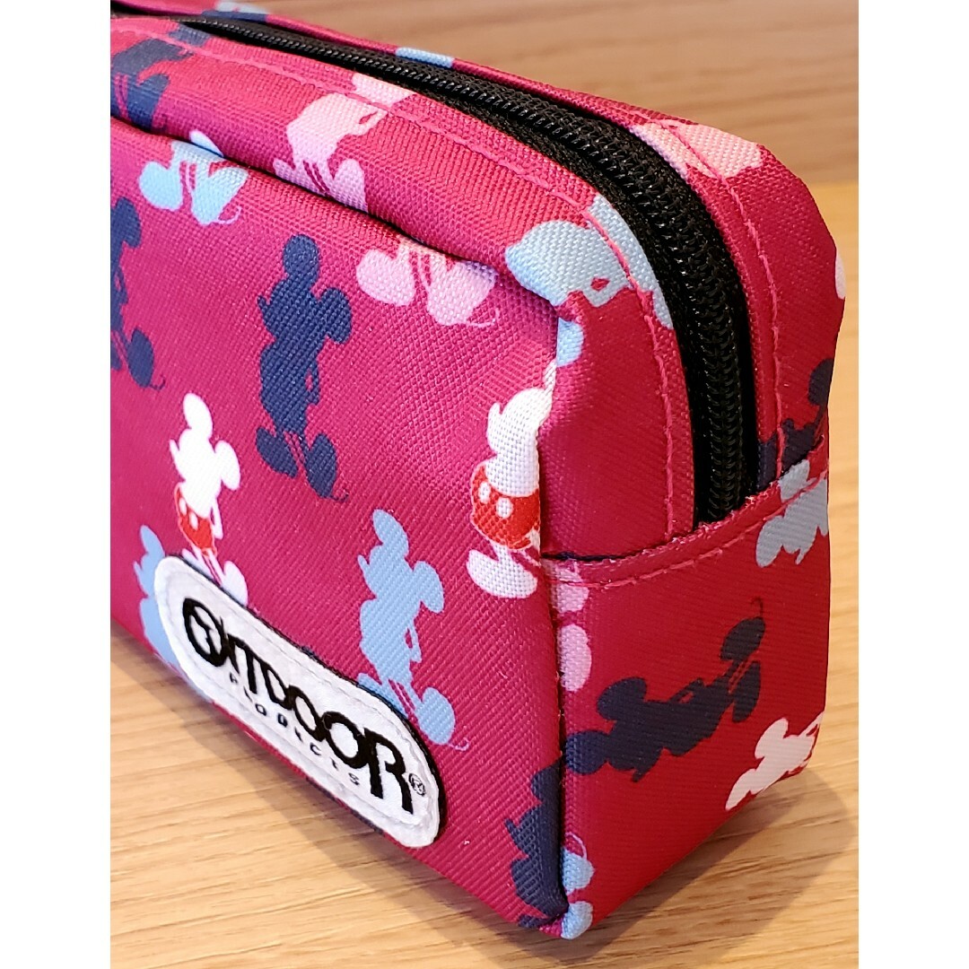 OUTDOOR PRODUCTS(アウトドアプロダクツ)の【新品】ペンケース OUTDOOR × Mickey Disney レア インテリア/住まい/日用品の文房具(ペンケース/筆箱)の商品写真