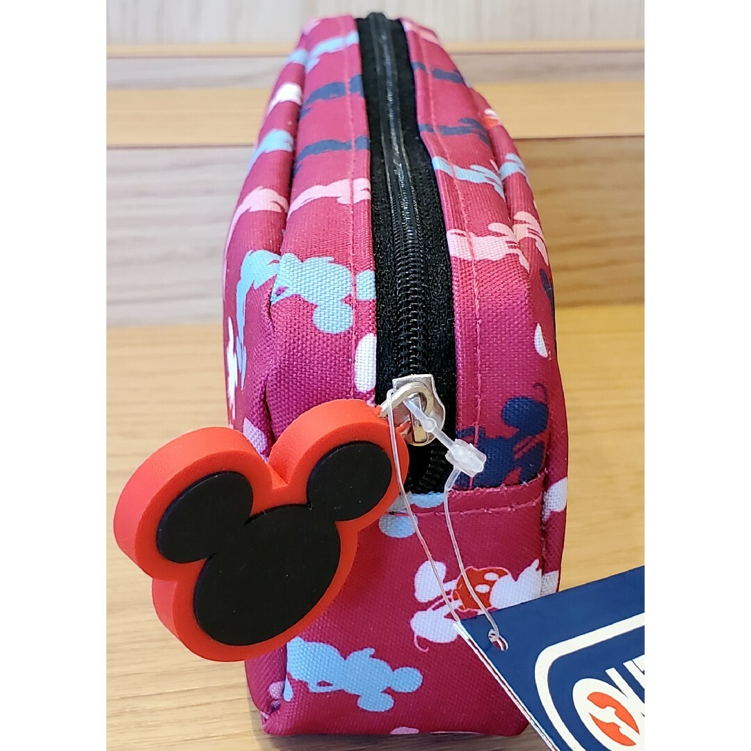 OUTDOOR PRODUCTS(アウトドアプロダクツ)の【新品】ペンケース OUTDOOR × Mickey Disney レア インテリア/住まい/日用品の文房具(ペンケース/筆箱)の商品写真