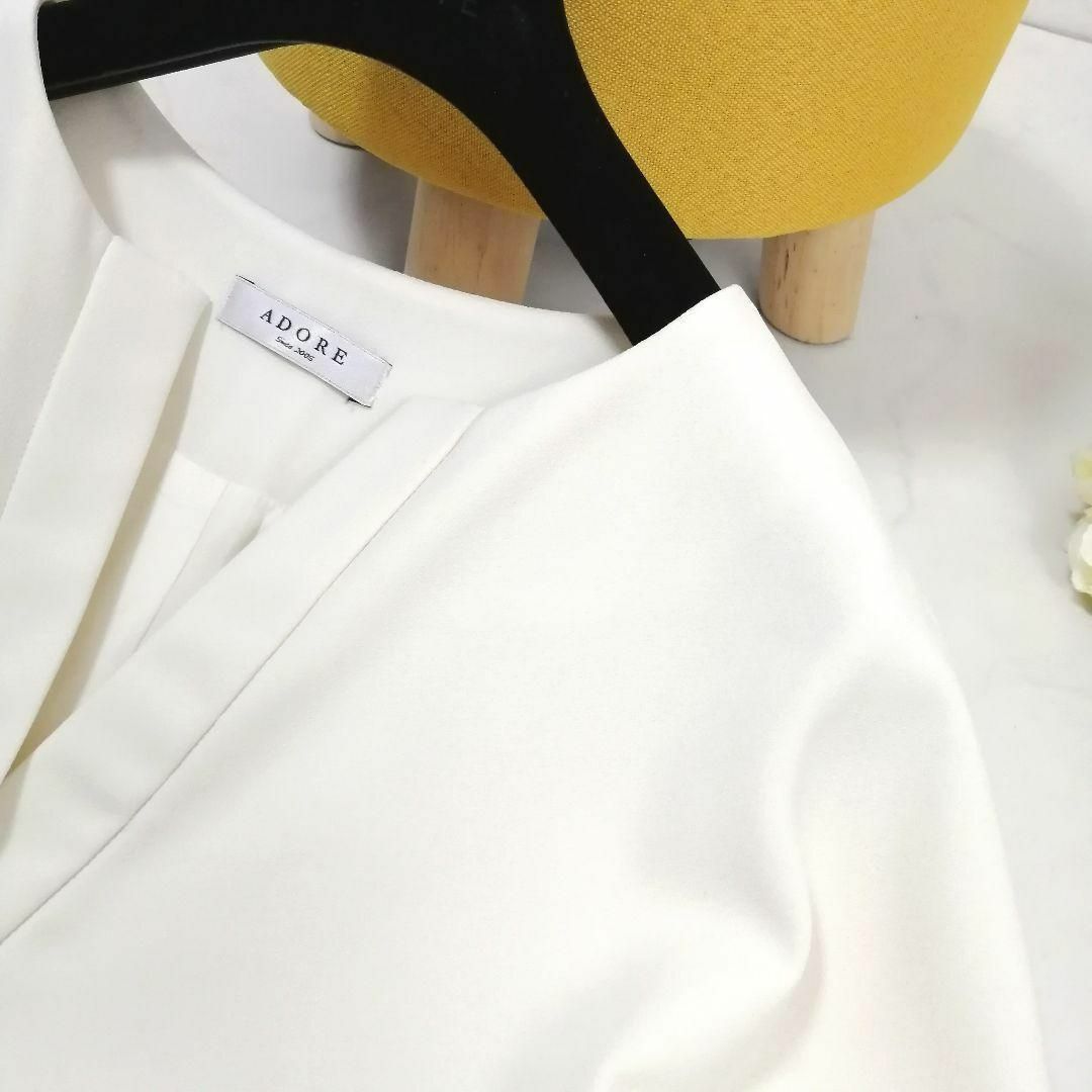 ADORE - 極美品✨ アドーア 膝丈ワンピース コクーン 白 38 美
