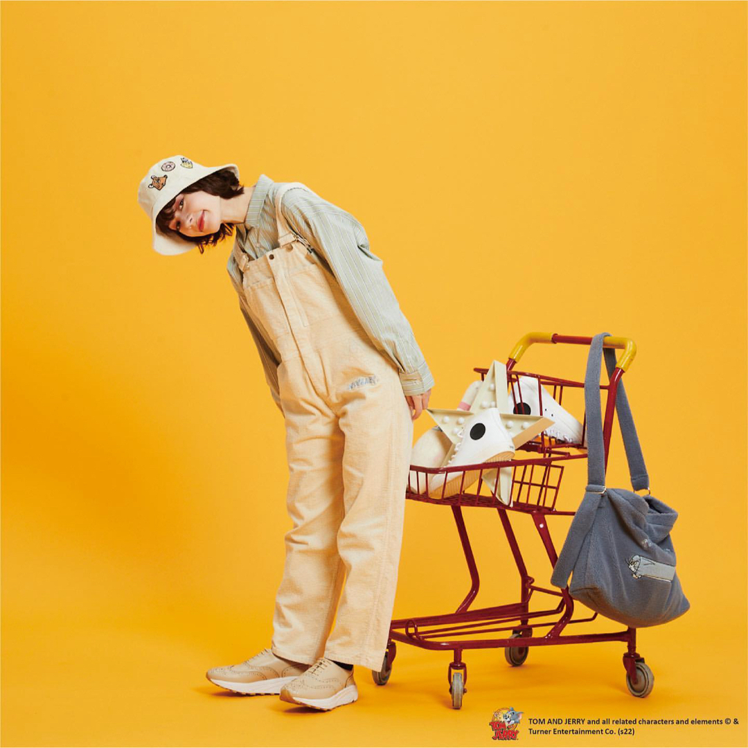 Armillary. トム＆ジェリー コーデュロイ オーバーオール レディースのパンツ(サロペット/オーバーオール)の商品写真