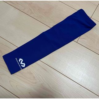 2XU - 5/31まで値下げ中‼️海外限定モデル　Mc David アームスリーブ