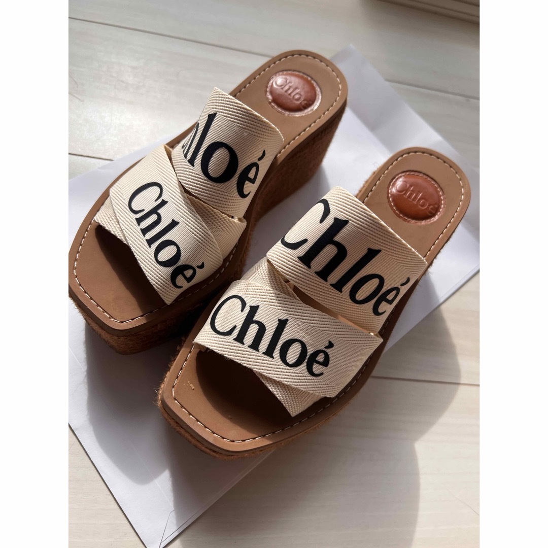 Chloe(クロエ)のChloe  WOODY / キャンバス ウェッジミュール レディースの靴/シューズ(ミュール)の商品写真