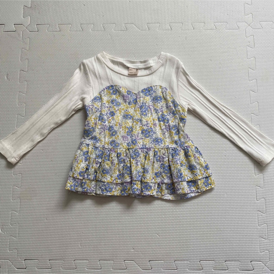 petit main(プティマイン)のプティマイン　花柄チュニック　100 キッズ/ベビー/マタニティのキッズ服女の子用(90cm~)(Tシャツ/カットソー)の商品写真