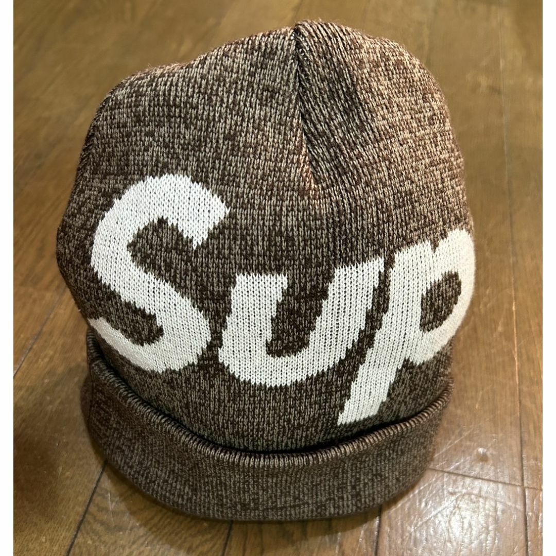Supreme(シュプリーム)の＊シュプリーム Supreme ロゴ ニット帽 ニットキャップ ビーニー メンズの帽子(ニット帽/ビーニー)の商品写真