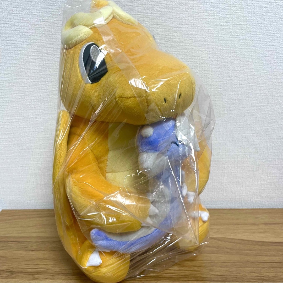 ポケモン(ポケモン)の【新品】　だっこぬいぐるみ TAIKI-BANSEI ミニリュウ&カイリュー エンタメ/ホビーのおもちゃ/ぬいぐるみ(ぬいぐるみ)の商品写真