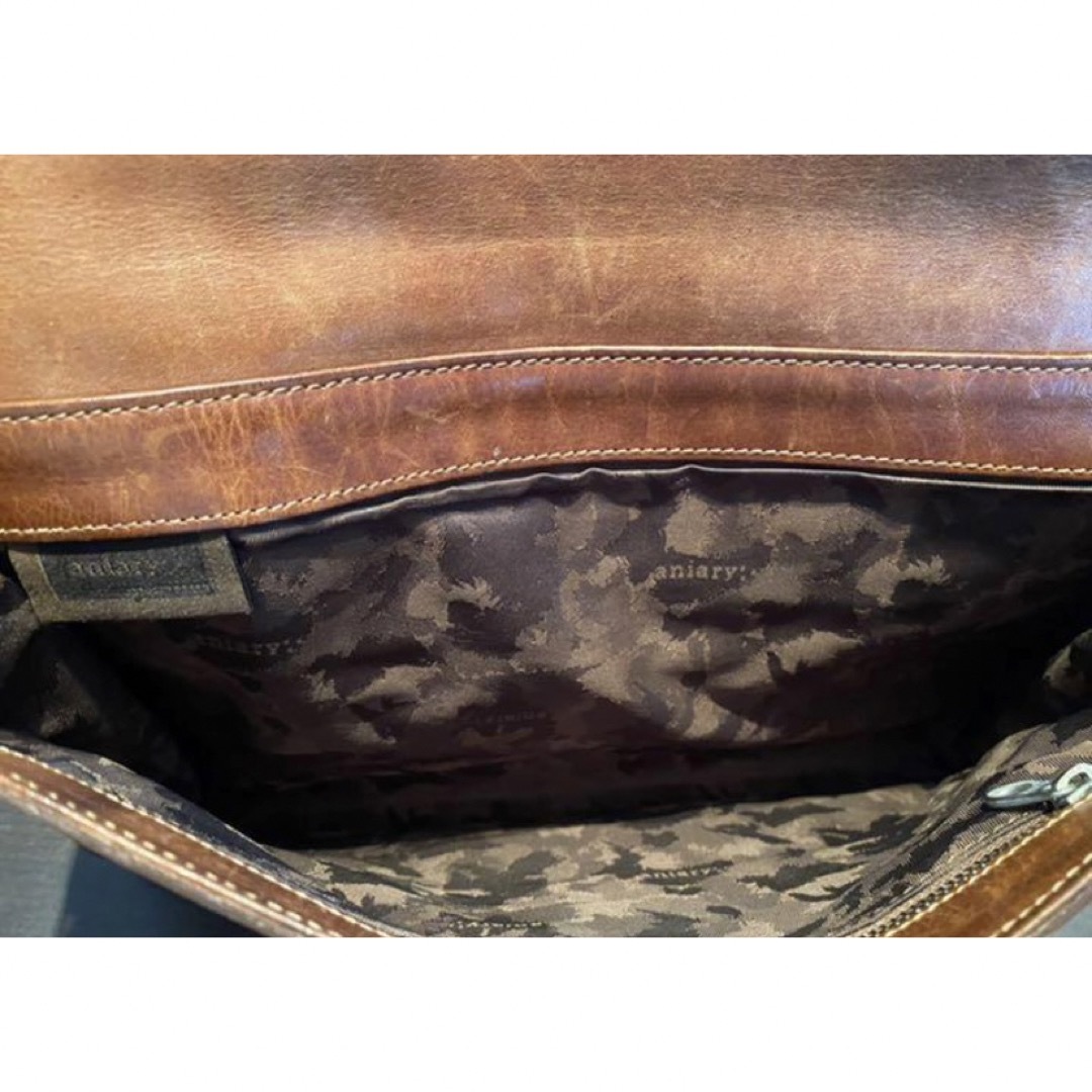 aniary(アニアリ)のアニアリ　クラッチバッグ メンズのバッグ(セカンドバッグ/クラッチバッグ)の商品写真
