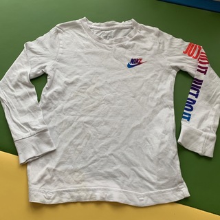 ナイキ(NIKE)のナイキ　ロンT ロングtシャツ サイズ98-104 3-4T 長袖 (Tシャツ/カットソー)