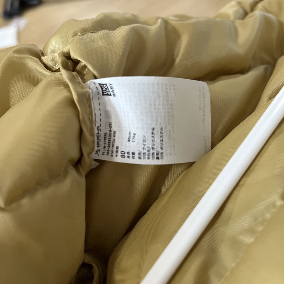 ユニクロ　ベビー　アウター80 キッズ/ベビー/マタニティのベビー服(~85cm)(ジャケット/コート)の商品写真