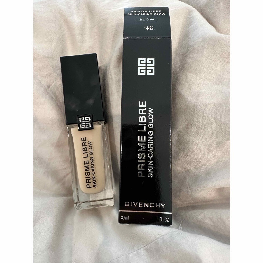 GIVENCHY - プリズム•リーブル•スキンケアリング•グロウ N95の通販 by