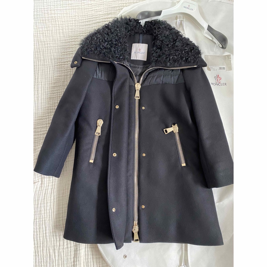 MONCLER - 70万越 MONCLER 本物 ファー ダウン コート 黒 0/Sの MONCLER - 70万越 MONCLER 本物 ファー ダウン コート 黒 0/Sの