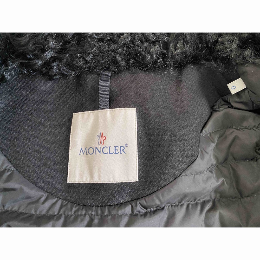 MONCLER - 70万越 MONCLER 本物 ファー ダウン コート 黒 0/Sの MONCLER - 70万越 MONCLER 本物 ファー ダウン コート 黒 0/Sの
