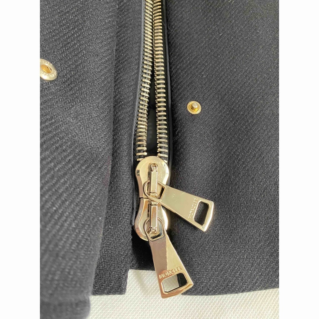 MONCLER - 70万越 MONCLER 本物 ファー ダウン コート 黒 0/Sの MONCLER - 70万越 MONCLER 本物 ファー ダウン コート 黒 0/Sの