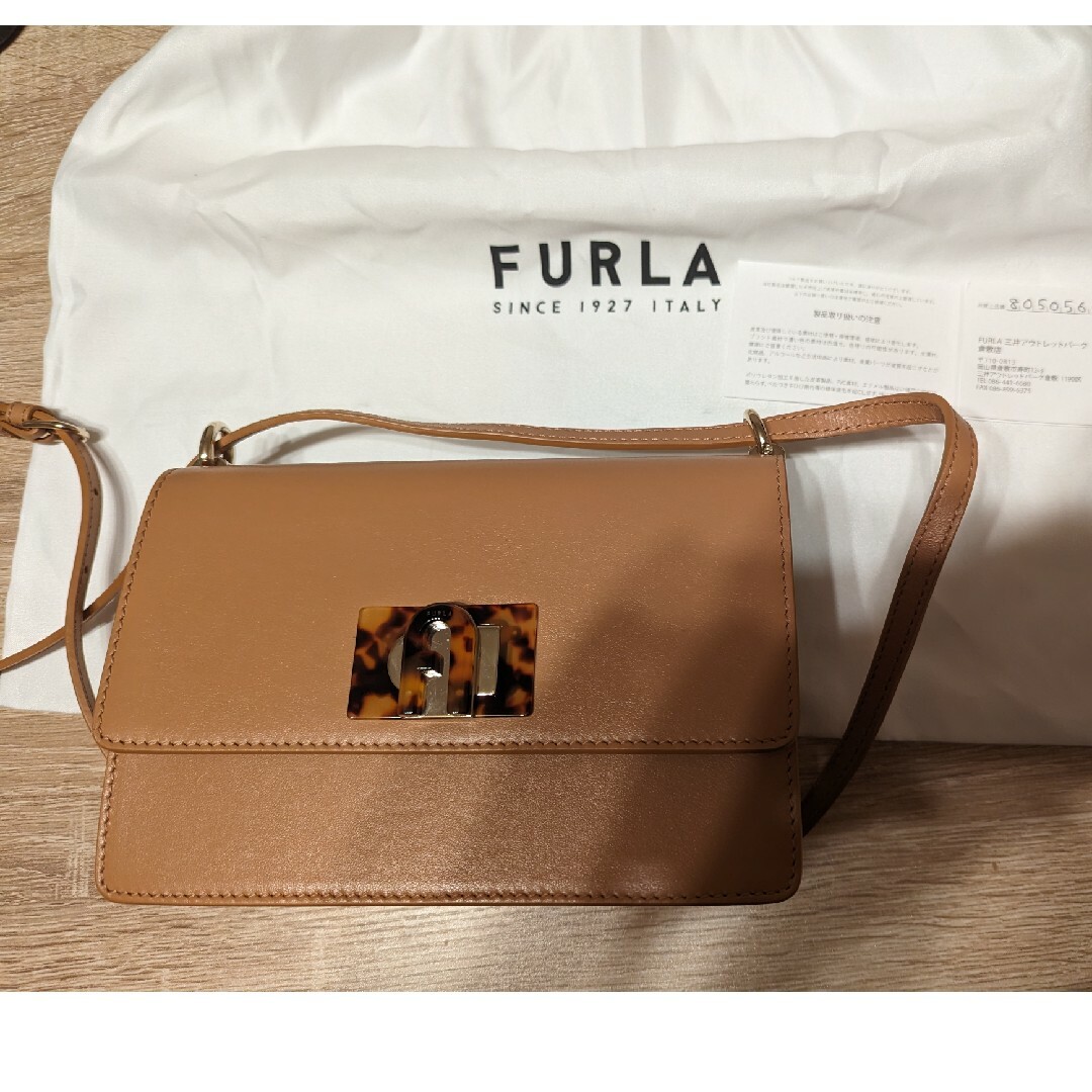 極美品✨️FURLA レザー 1927 ショルダーバッグ 黒 アーチロゴ チェーン-