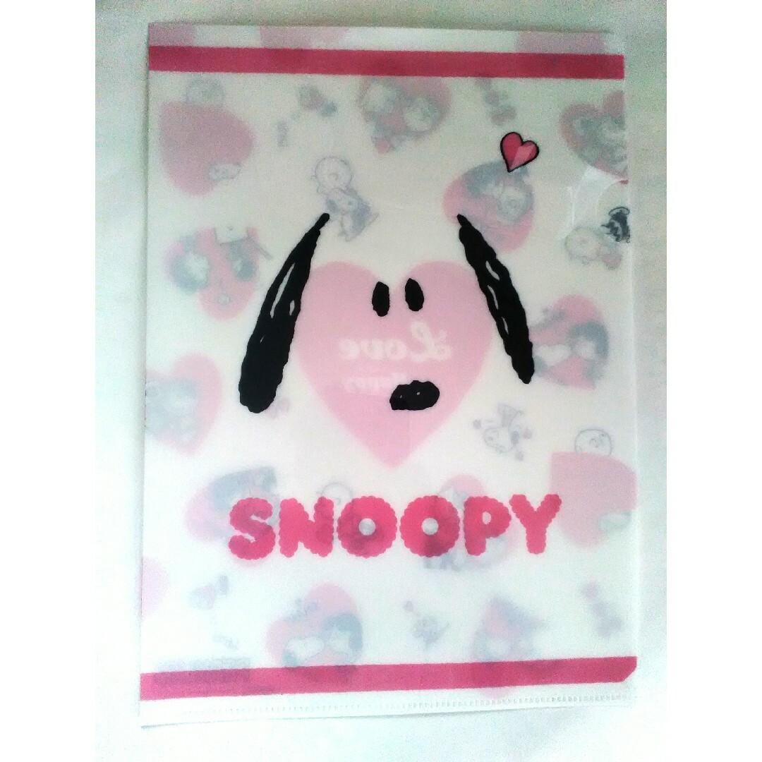 SNOOPY(スヌーピー)の【非売品】SNOOPY　クリアファイル エンタメ/ホビーのコレクション(ノベルティグッズ)の商品写真