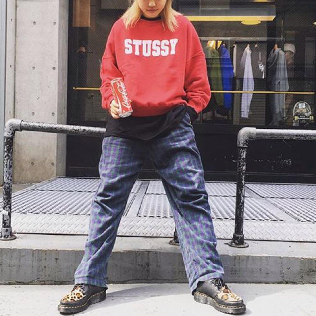 STUSSY(ステューシー)のstussy woman トップス レディースのトップス(トレーナー/スウェット)の商品写真