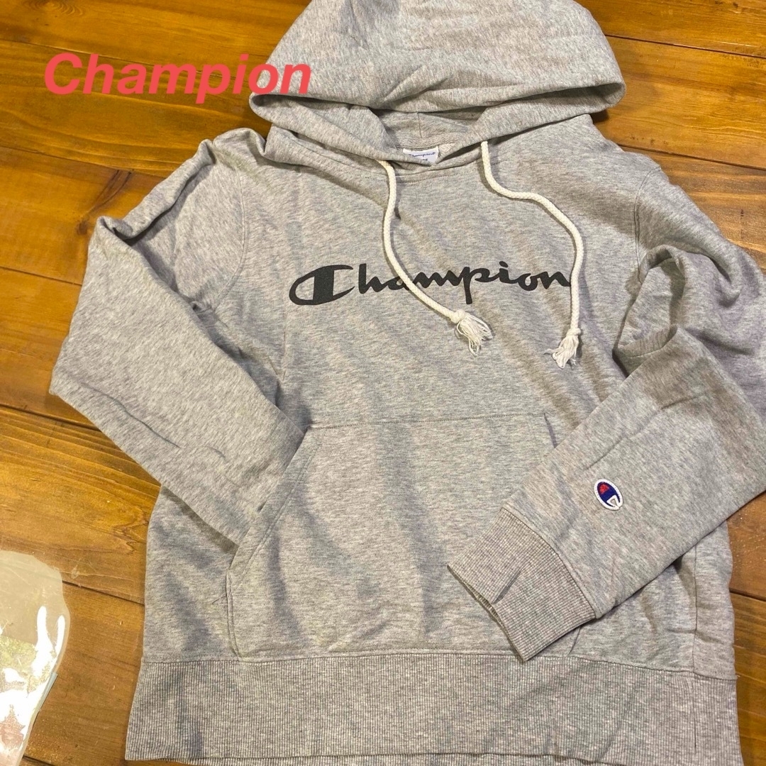 Champion(チャンピオン)のChampion チャンピオン パーカー  レディースのトップス(パーカー)の商品写真