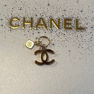 CHANEL シャネル CCマグネットブローチ＆CCチャーム