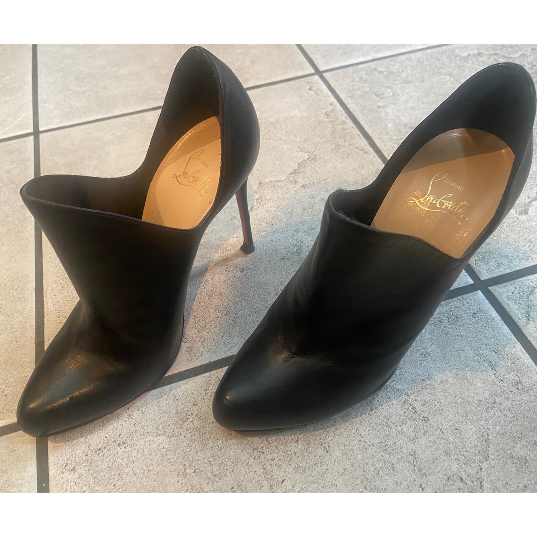 Christian Louboutin(クリスチャンルブタン)のクリスチャンルブタン　アンクル　ブーティパンプス レディースの靴/シューズ(ブーティ)の商品写真