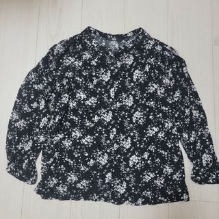 ユニクロ(UNIQLO)のUNIQLO 花柄ブラウス 七分袖 トップス ユニクロ(シャツ/ブラウス(長袖/七分))