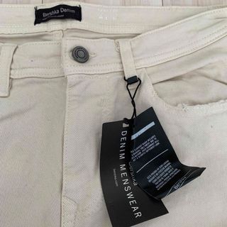 ベルシュカ(Bershka)の新品　ベルシュカ  ダメージ　スキニーフィット　デニム(デニム/ジーンズ)