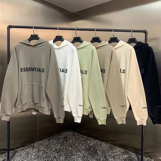 フィアオブゴッド(FEAR OF GOD)の冬物売り切りセール‼️エッセンシャルズ  ラバーロゴパーカー ブラック Mサイズ(パーカー)