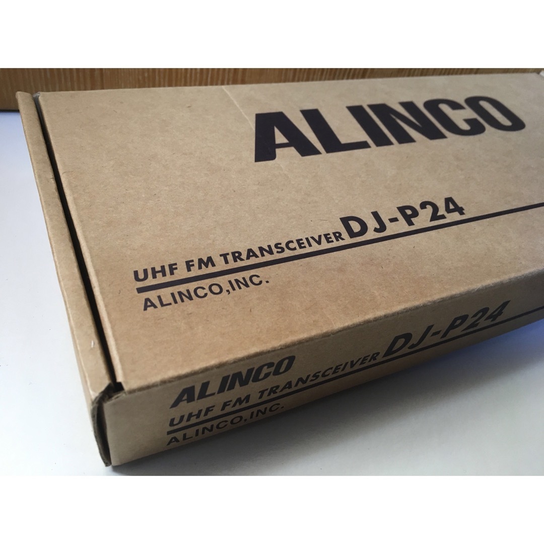 ALINCO 特定小電力トランシーバー DJ-P24L エンタメ/ホビーのテーブルゲーム/ホビー(アマチュア無線)の商品写真