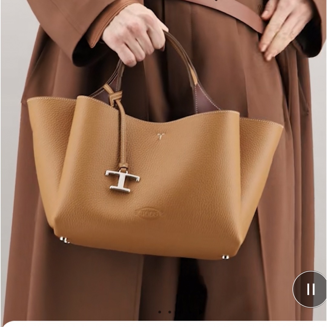 TOD'S(トッズ)のTODS🧸レザーバッグミニ✨美品✨ レディースのバッグ(ハンドバッグ)の商品写真