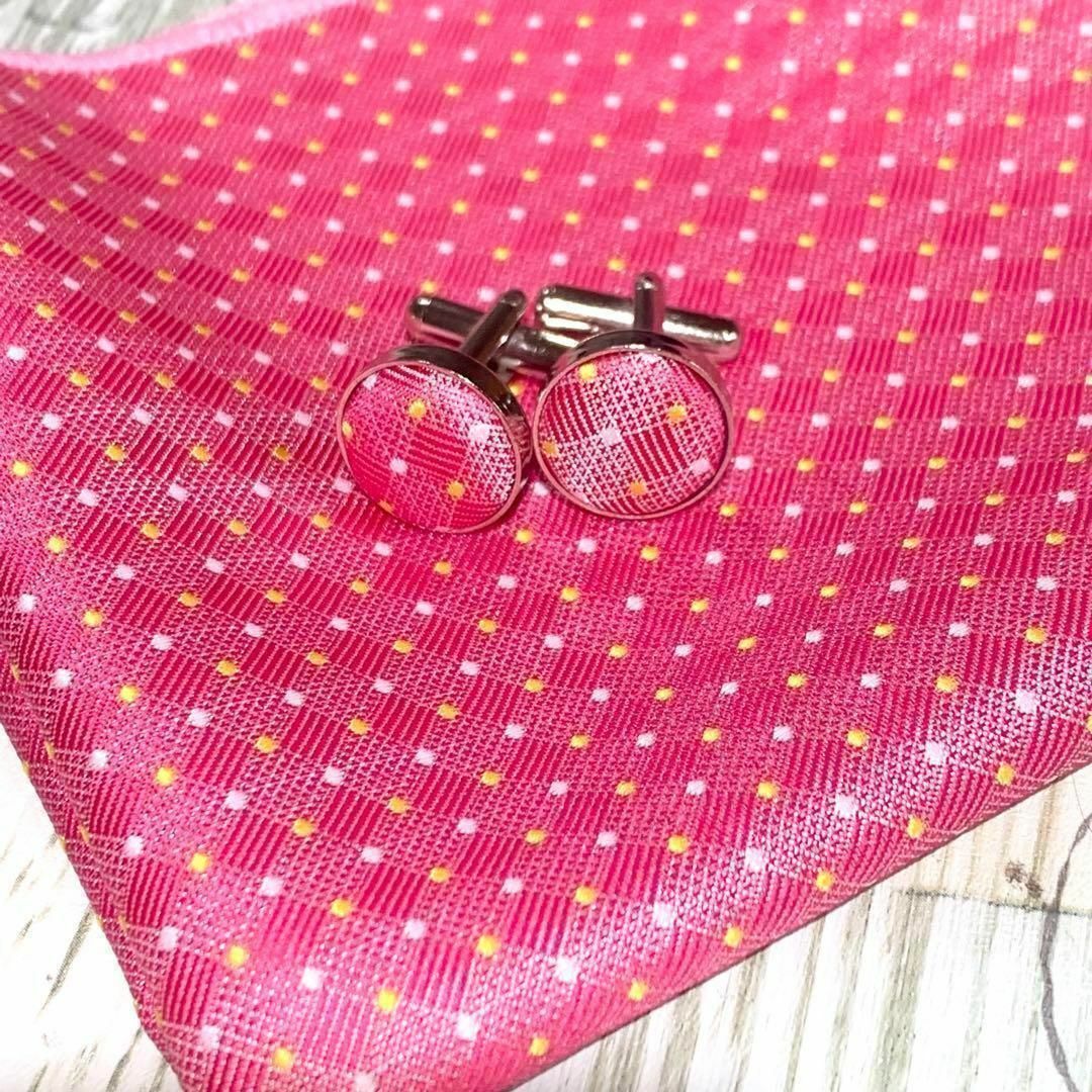 ☆蝶ネクタイ　チーフ　カフス　ピンク　ピンク色　結婚式　披露宴　前撮り　C6 メンズのファッション小物(ネクタイ)の商品写真
