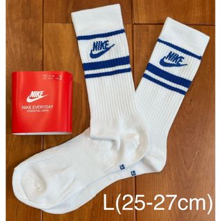 ナイキ(NIKE)の新品　ナイキ　L(25-27cm)  エッセンシャル　クルー　ソックス 青1足(ソックス)