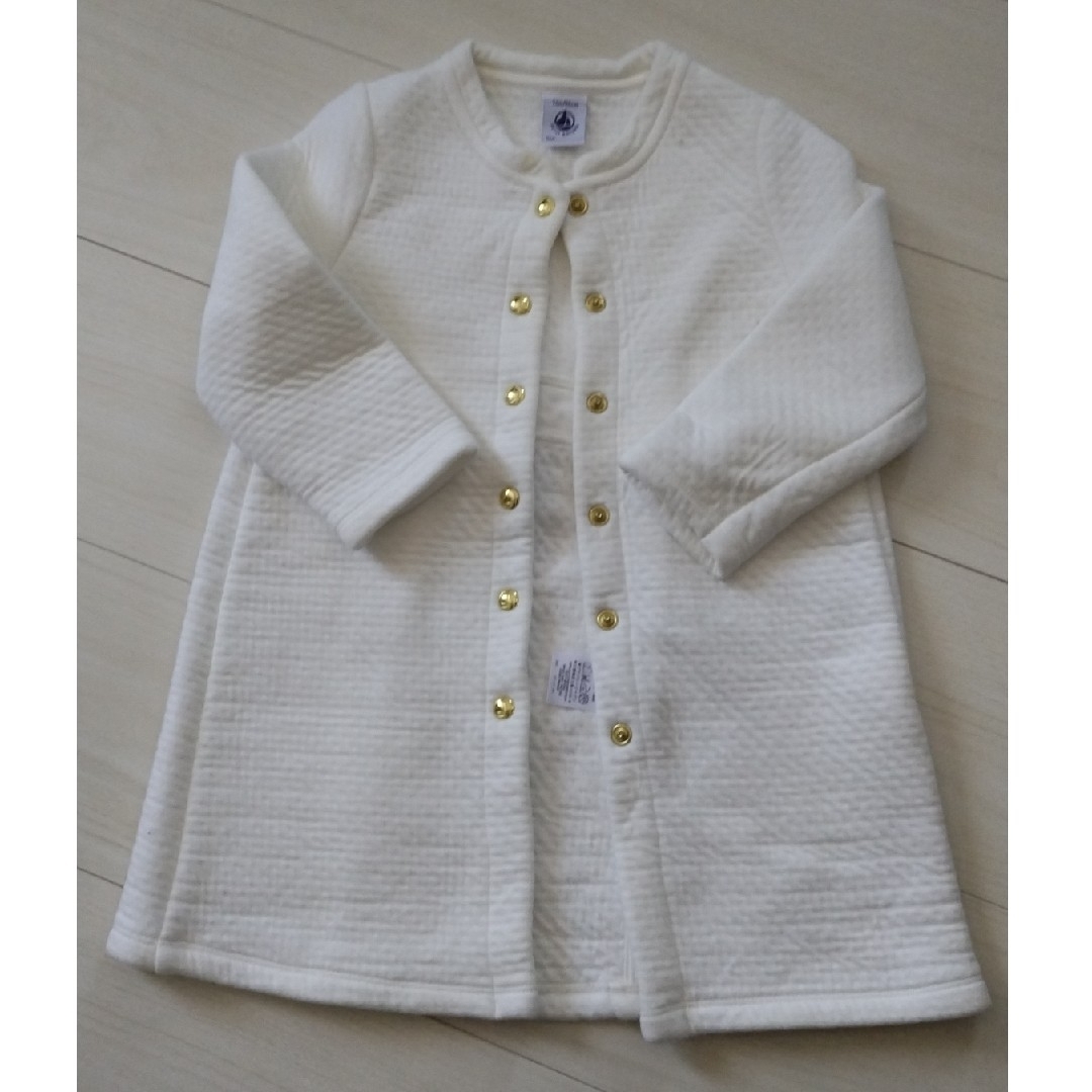 PETIT BATEAU(プチバトー)のPETIT BATEAU アウター ベビー服 キッズ/ベビー/マタニティのベビー服(~85cm)(ジャケット/コート)の商品写真