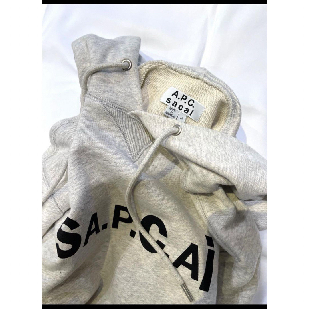 sacai(サカイ)のsacai × APC コラボパーカー　Mサイズ メンズのトップス(パーカー)の商品写真